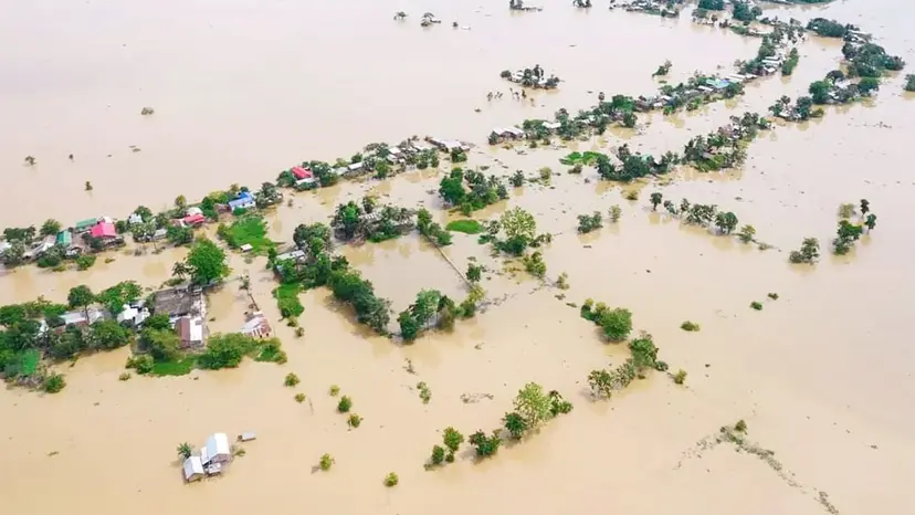 আসামে ভয়াবহ বন্যা: ২৪ ঘণ্টায় ২১ জনের মৃত্যু, ক্ষতিগ্রস্ত ৫ লাখের বেশি মানুষ