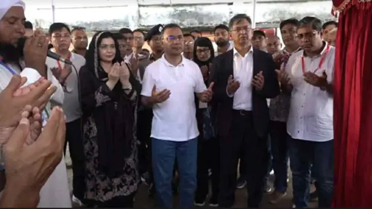 পেকুয়ায় নতুন পৌরসভা ও উপজেলা ভবনের ভিত্তিপ্রস্তর স্থাপন করলেন প্রধানমন্ত্রী